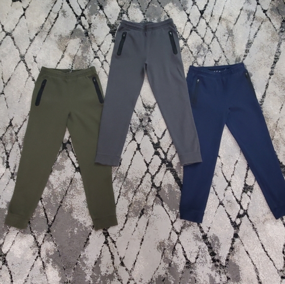 Old Navy Other - Old Navy Boy Stretch Jogger Bundle (size 14-16)